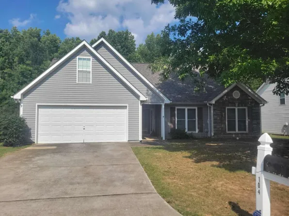 104 Vineyard Ridge Dr, Griffin, GA 30223