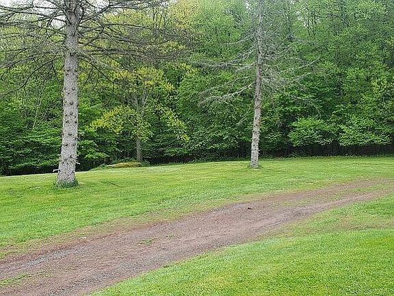 5th image of 111 Summit Dr