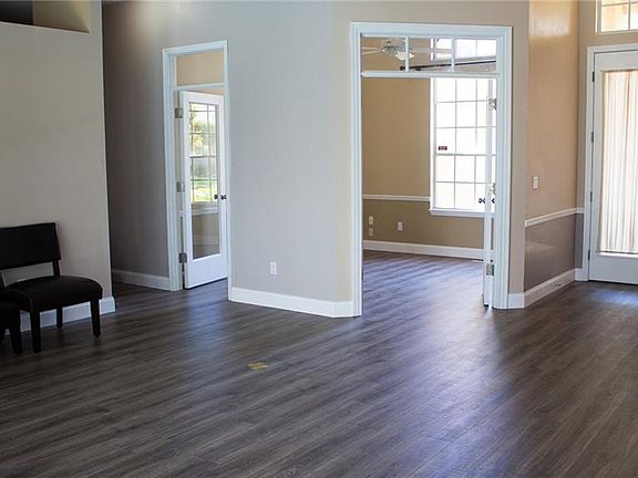 3rd image of 2069 Wembley Pl