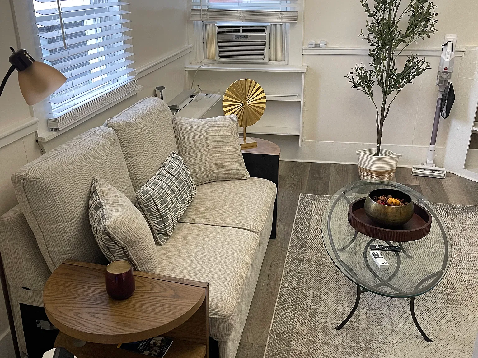 2 bed, $3,000 — Photo 2