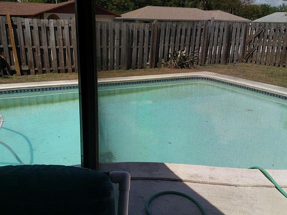 2nd image of 250 Mindy Ave