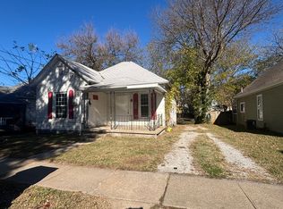 921 W Harrison St, Springfield, MO 65806