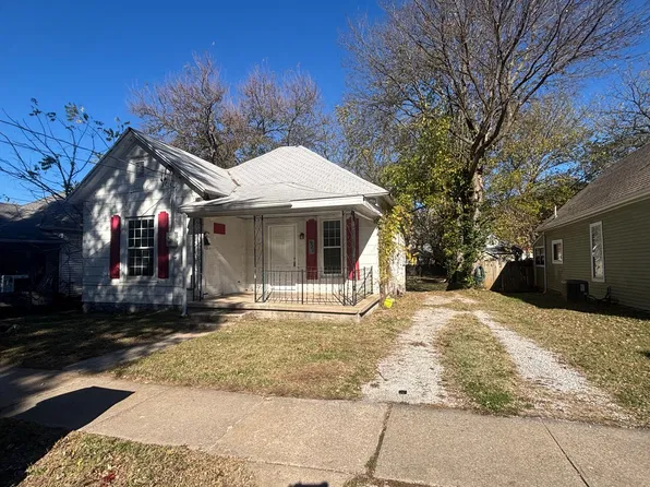 921 W Harrison St, Springfield, MO 65806