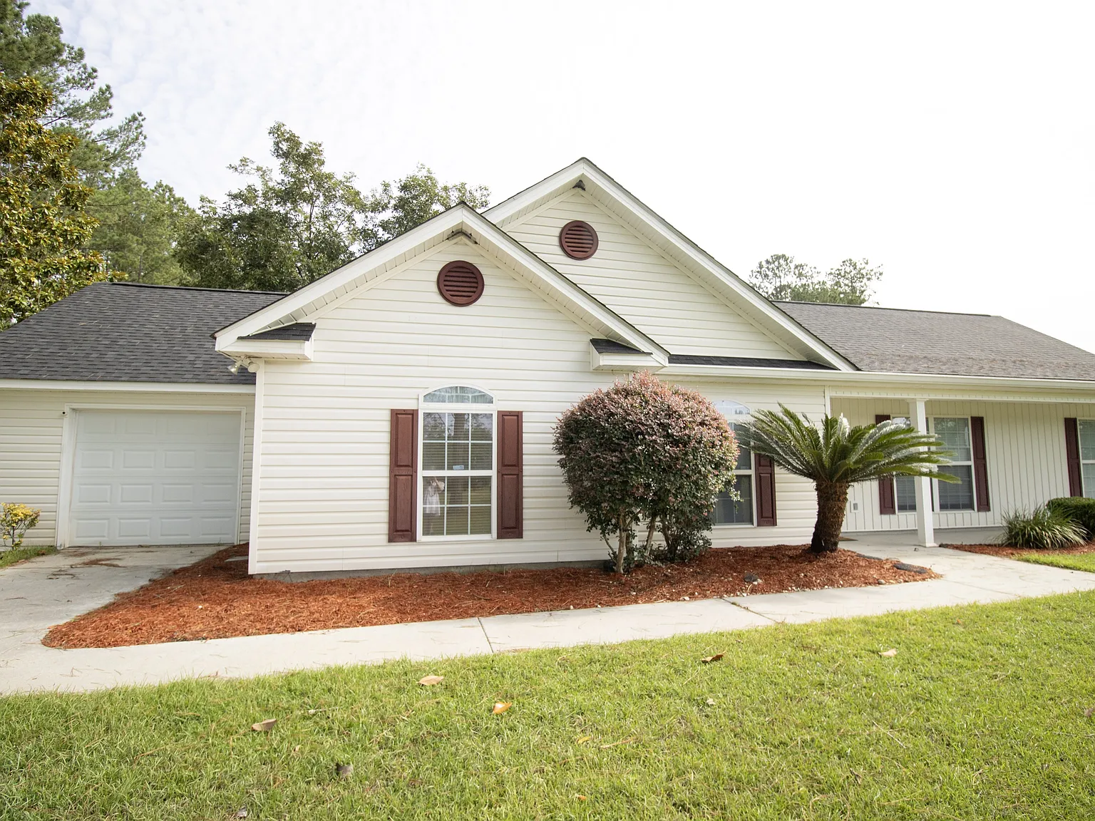 2309 Oakridge Lane - 1 — Photo 1