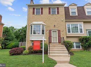 9764 High Water Ct, Burke, VA 22015