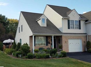 31 Villa View Dr, Staunton, VA 24401