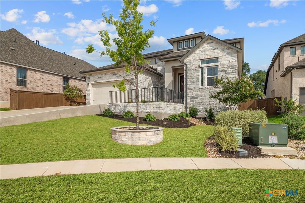 933 Donna Roland Ct, Leander, TX - View 3