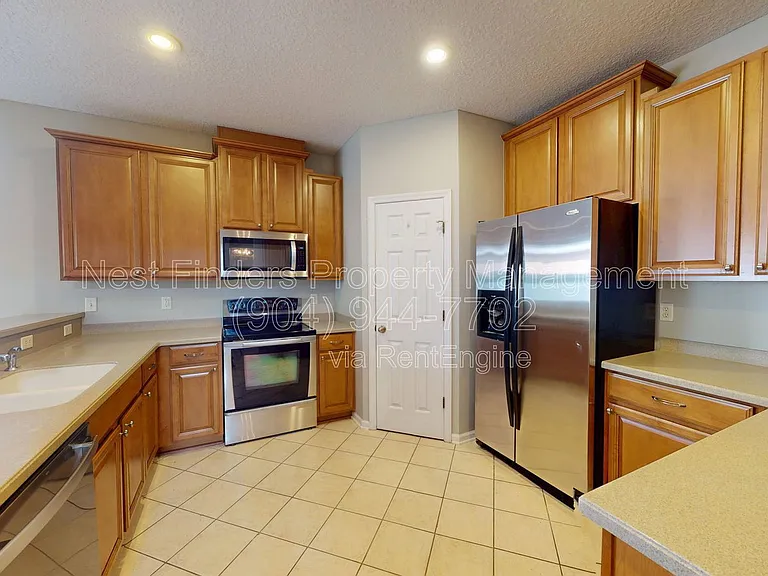14664 Falling Waters Dr — Photo 11