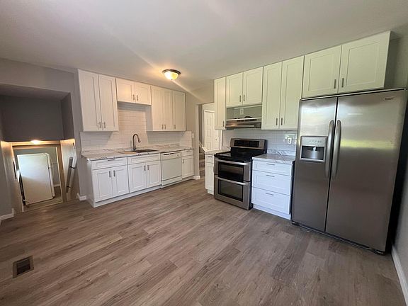 2nd image of 4375 Trindel Way