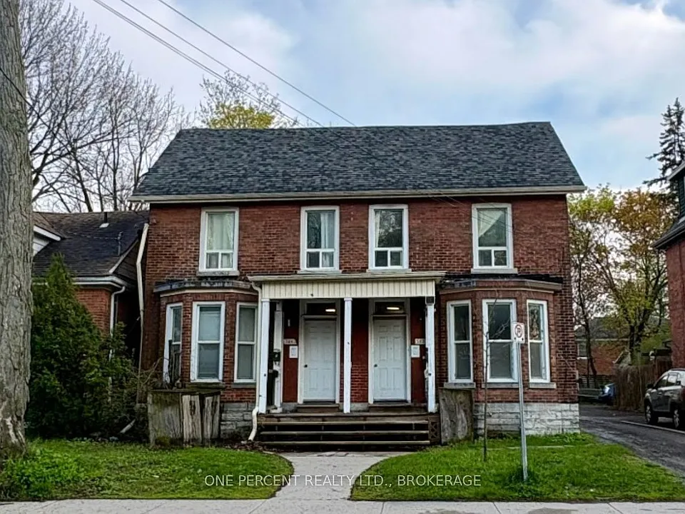 382 Earl St #3