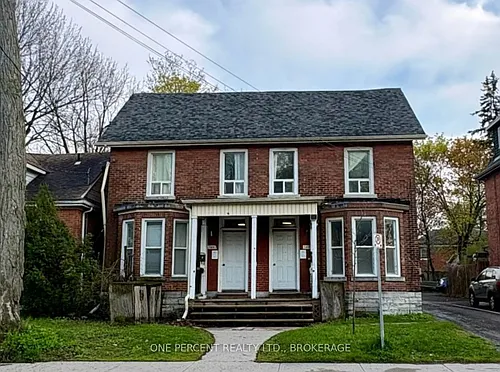 382 Earl St Photo 1