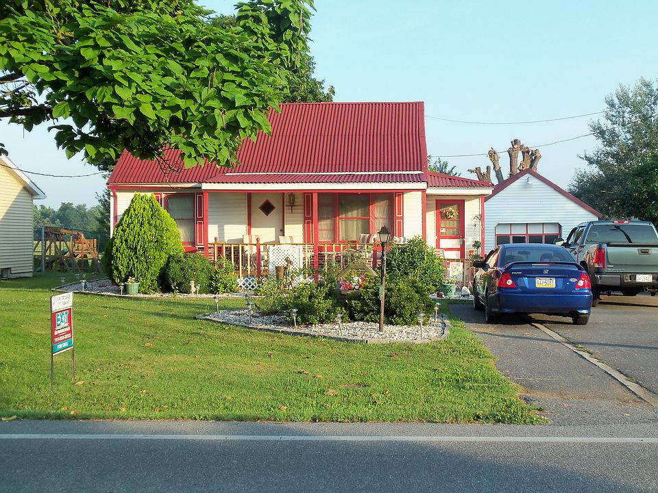 3719 Sycamore Grove Rd Chambersburg PA 17202