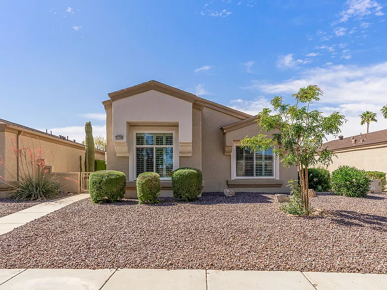 21740 N Limousine Dr — Photo 1