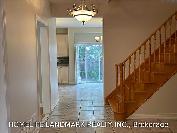 2nd image of 18 Hoppe St
