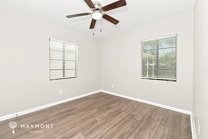 402 Ariana Ave — Photo 12