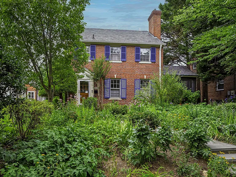 4441 Brandywine St NW — Photo 55