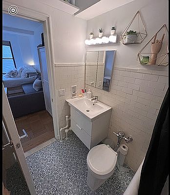 4th image of 225 Central Park N #1511