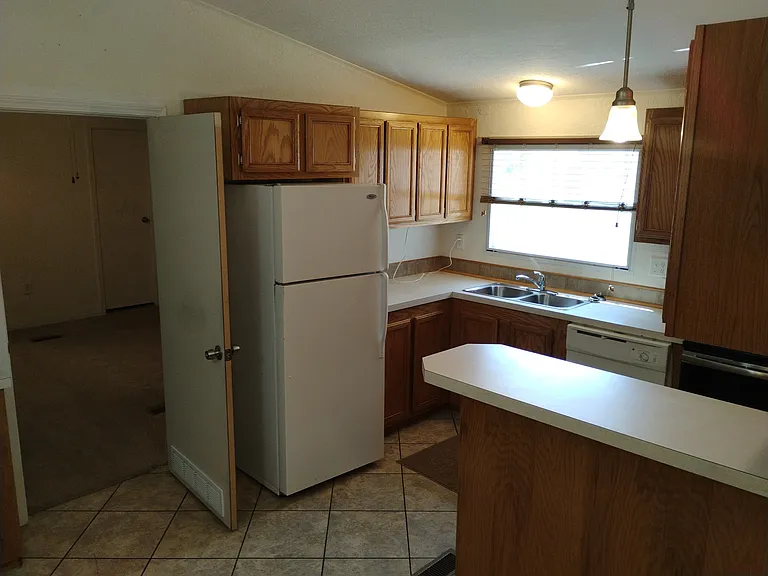 1405 8th Ave #84 — Photo 2
