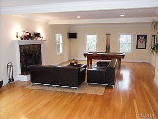5th image of 4 Red Creek Cir