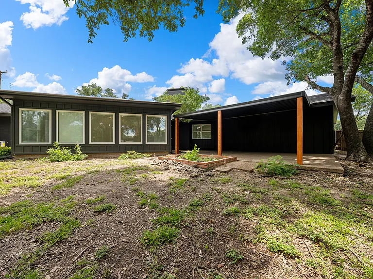 52055 Lockwood Dr — Photo 38