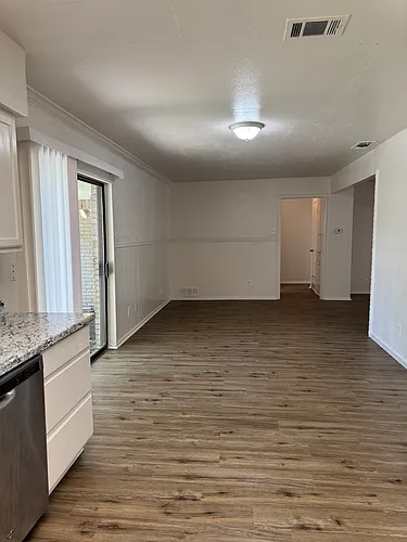 802 Wisteria Way Photo 1