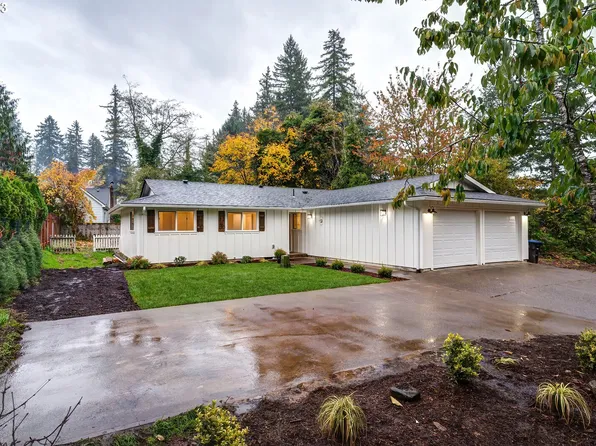 1527 SE Ammon Rd, Toledo, OR 97391
