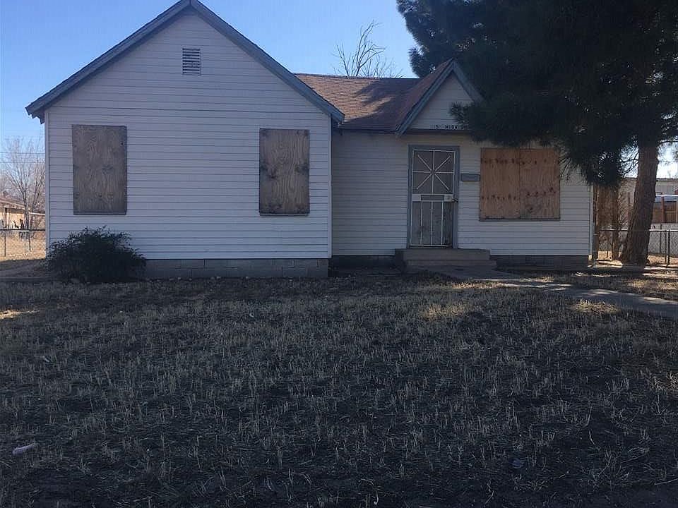 2nd image of 115 W Midwest St