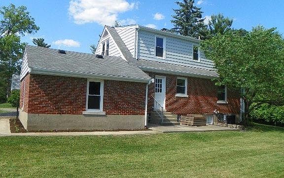 2nd image of 1565 Claretta Dr