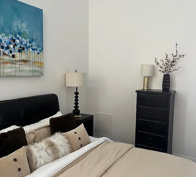 408 W Queen St #109 — Photo 28