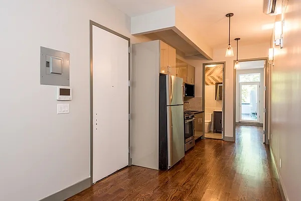 Rented by Nooklyn NYC LLC | media 14