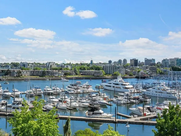 1099 Marinaside Cres #501, Vancouver, BC V6Z 2Z3