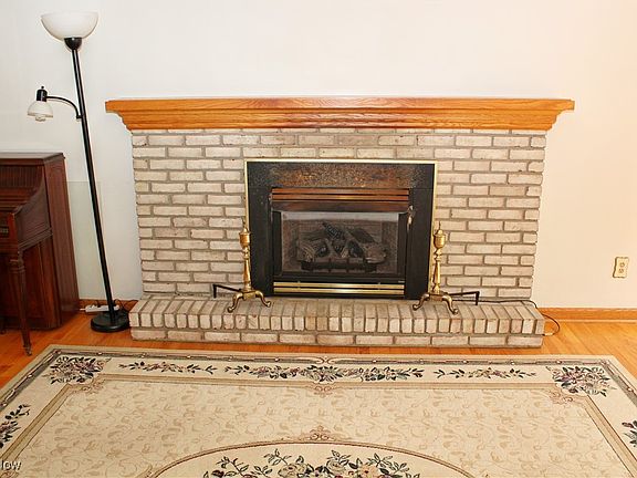 5th image of 6995 Ron Park Pl