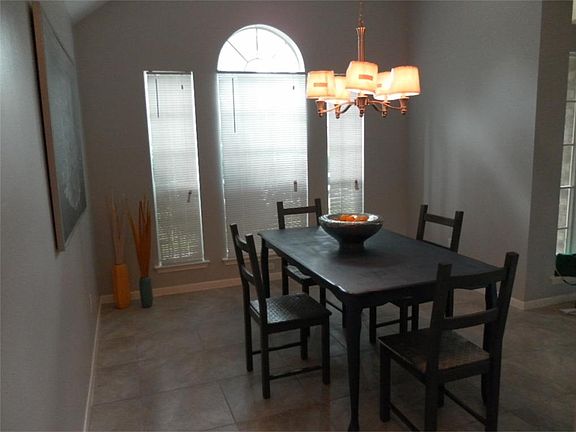 Beautiful arched window in dining room