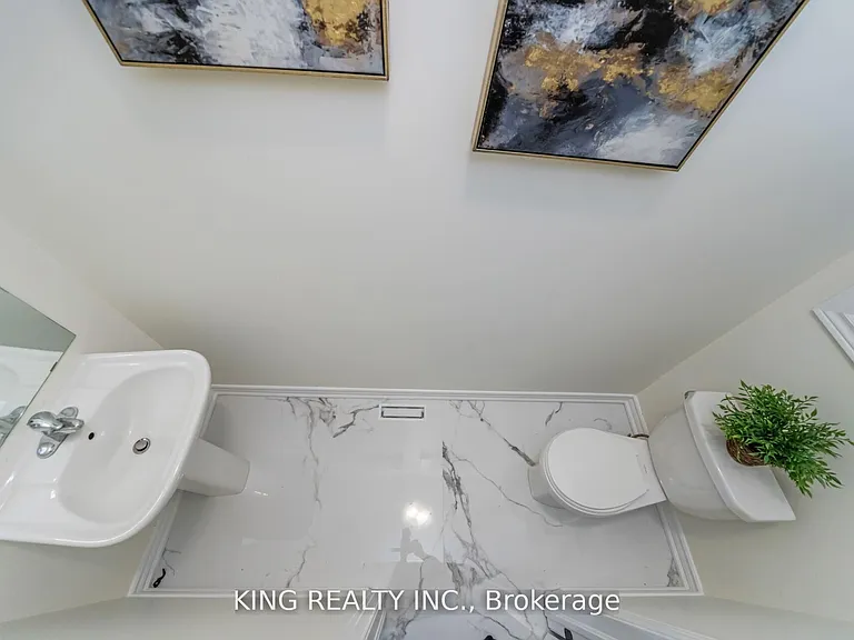 52 Haverstock Cres — Photo 19