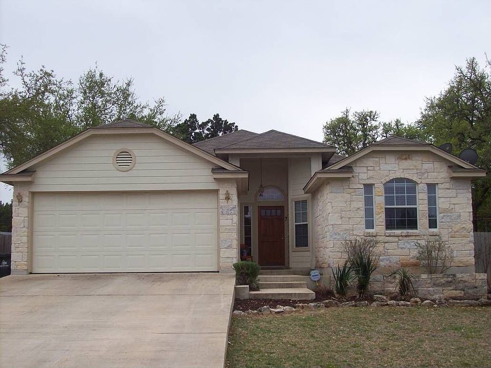 1st image of 7 Dogwood Dr
