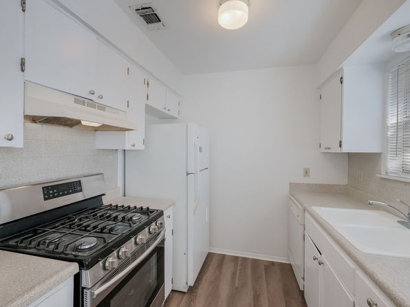 235 E Mulberry Ave #303