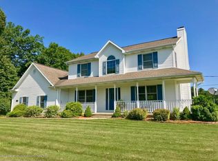 8450 W Howe Rd, Eagle, MI 48822