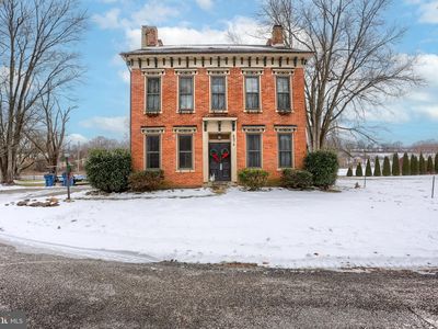 4274 Russell Ln, Seven Valleys, PA, 17360
