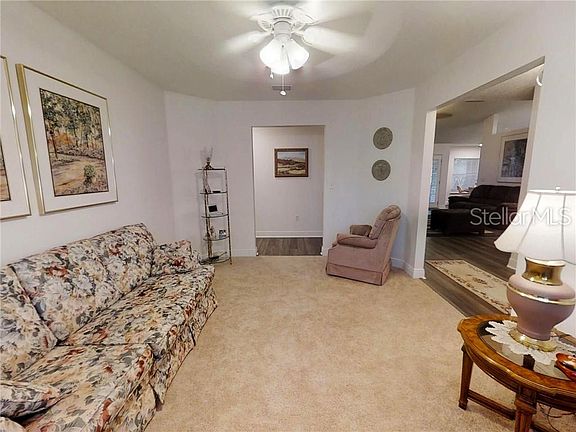 4th image of 1650 Templewood Ave