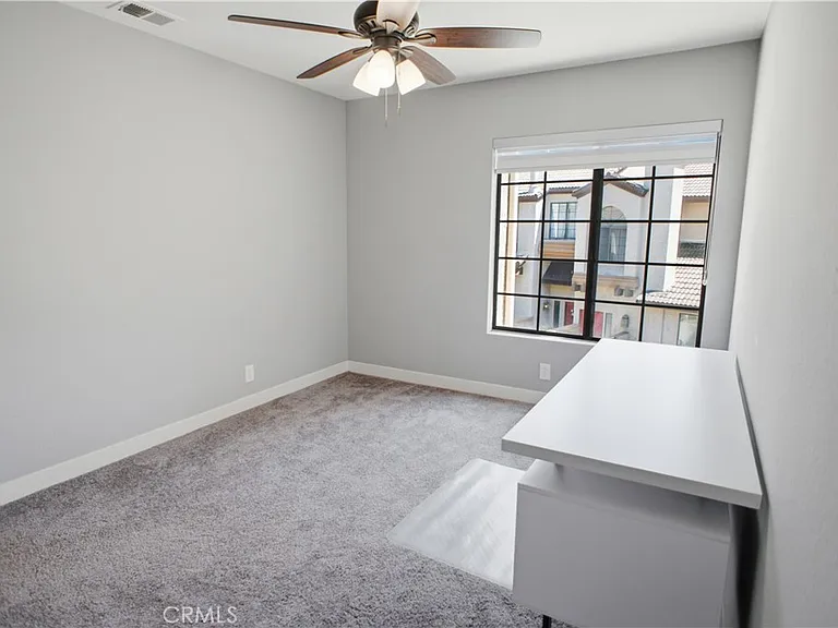 24 Rock Cliff Pl — Photo 15
