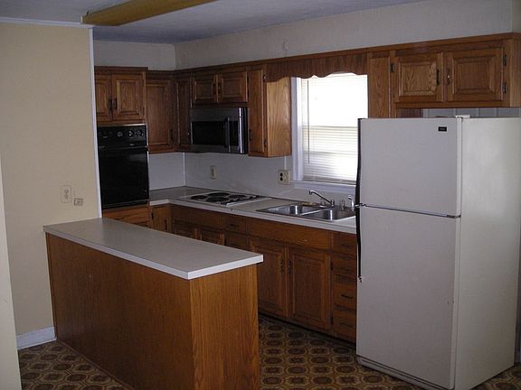 4th image of 148 Cumberland Dr