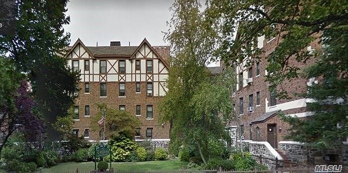 1st image of 16015 Powells Cove Blvd APT A4
