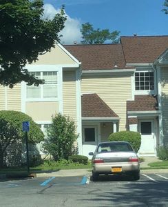 19 Creekside Cir, Spring Valley, NY, 10977