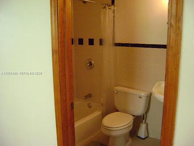 710 Pennsylvania Ave #1 — Photo 6