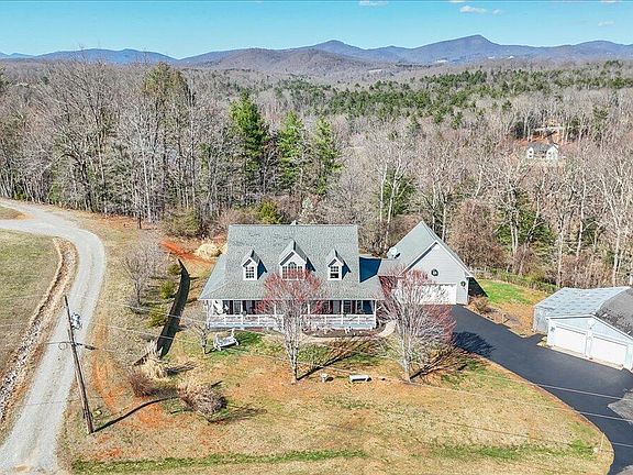 5th image of 2385 Coopers Cove Rd