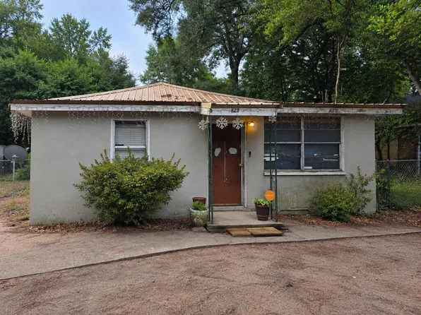 828 Gordon Ave, Albany, GA 31701