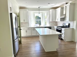 53 Manning St #B, Hudson, MA 01749