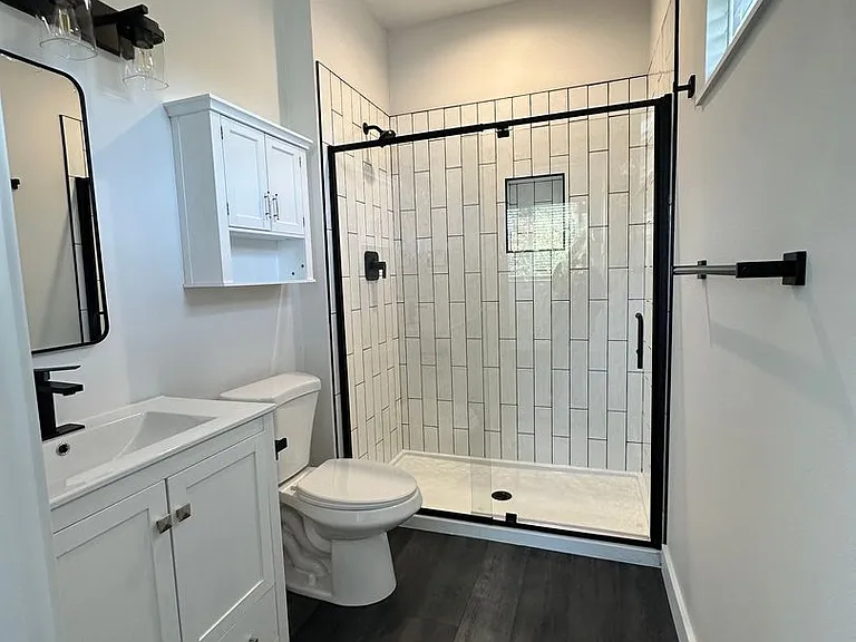 460 N James Ave — Photo 9