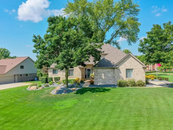 8109 Orchardview Dr, Washington, MI 48095