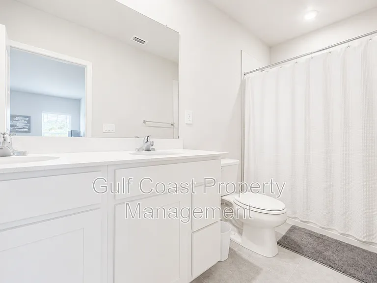 810 172nd Ct E — Photo 8